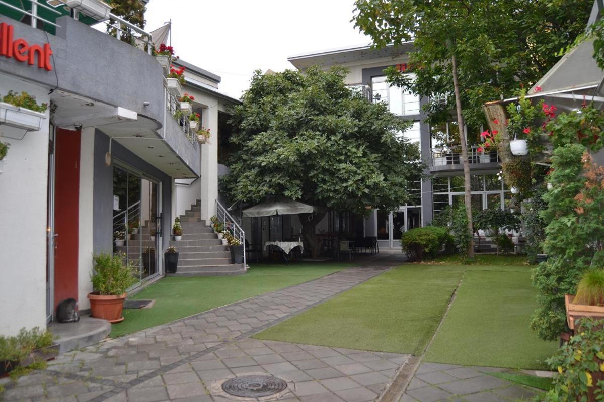 Lira Excellent Nis Hotel Exterior photo
